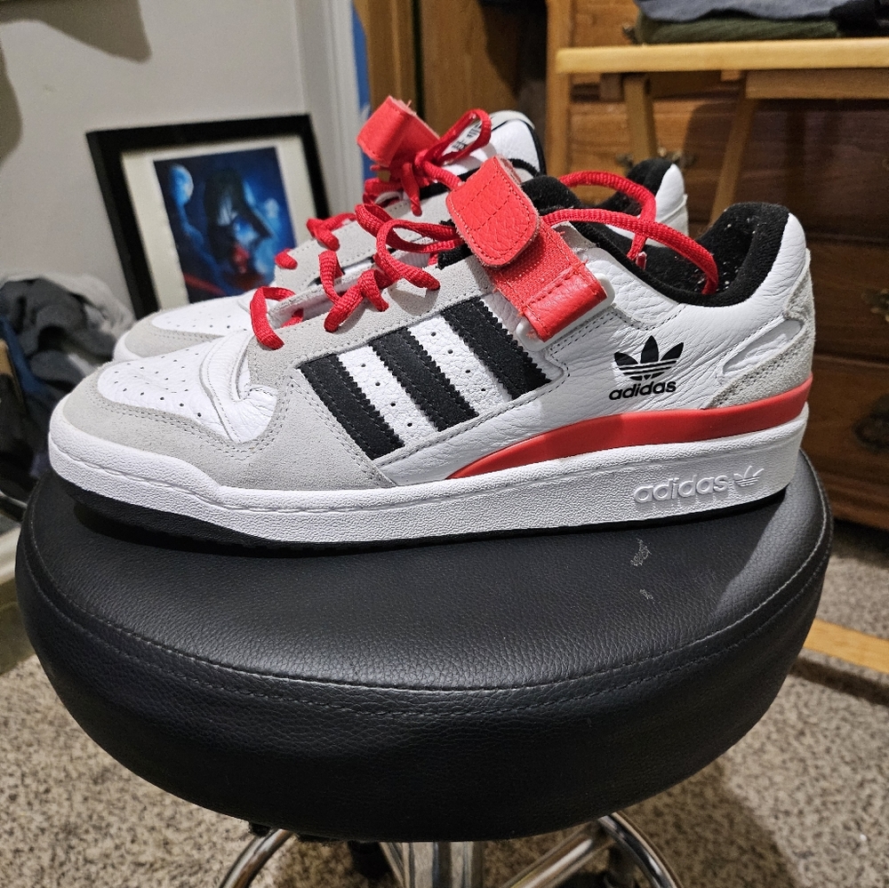 Adidas Forum low